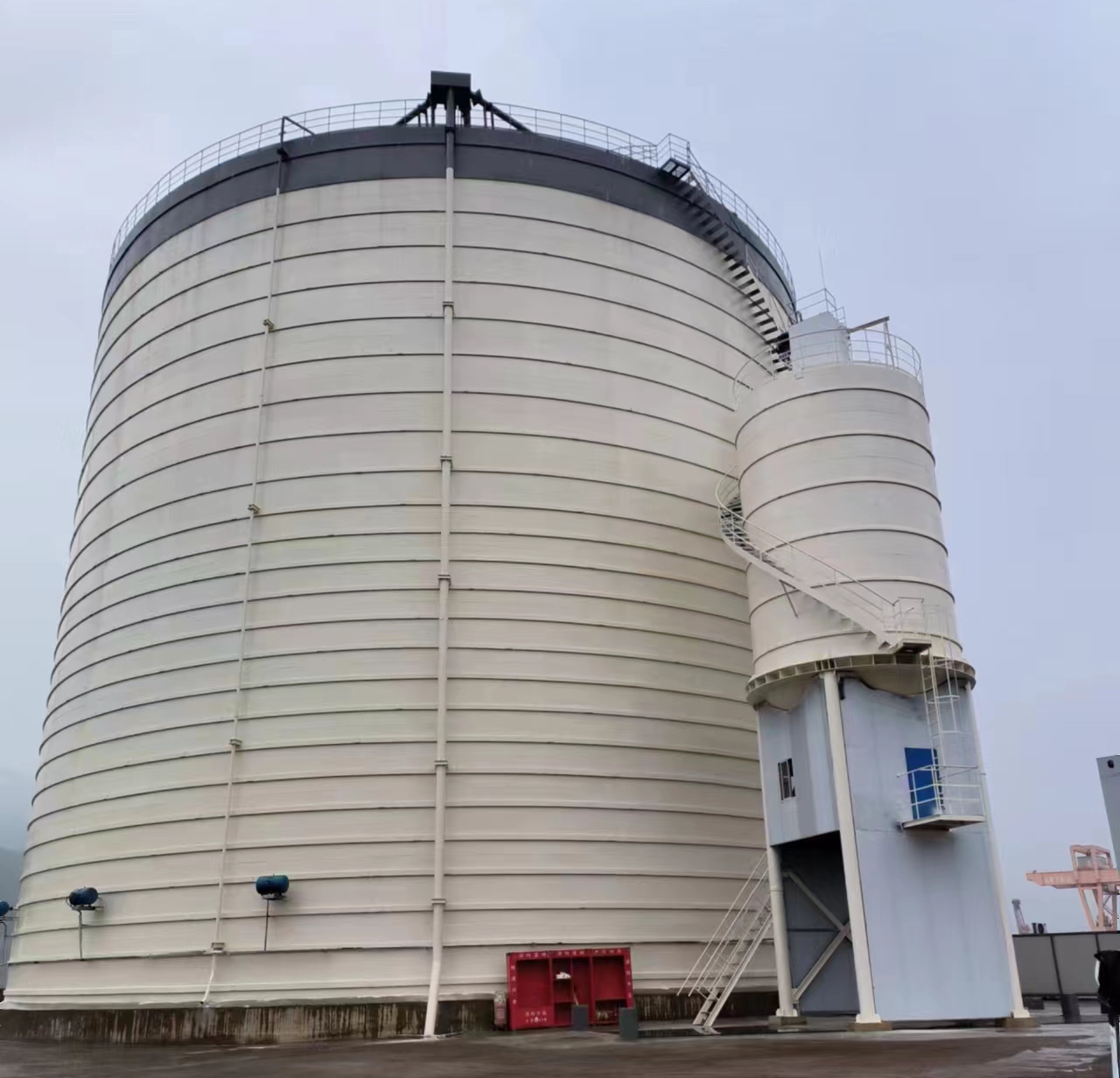 兴义10万吨水泥钢板库